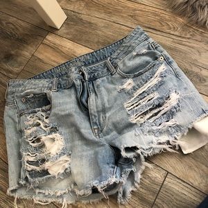 Light wash jeans shorts.